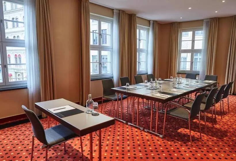 Fotos del hotel Steigenberger  De Saxe:  5