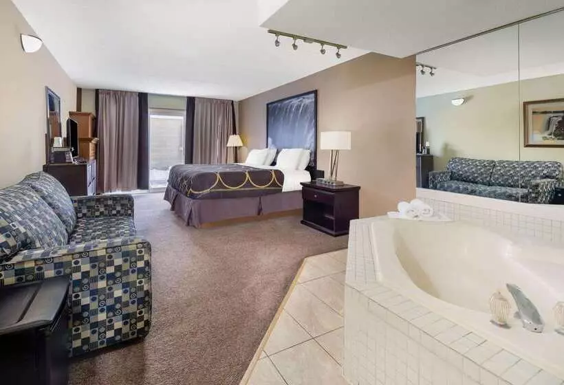 Fotos del hotel Super 8 By Wyndham Niagara Falls By The Falls:  17