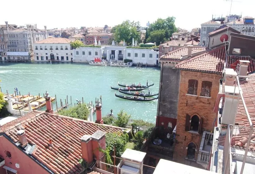 Fotos del hotel Dei Dragomanni:  8