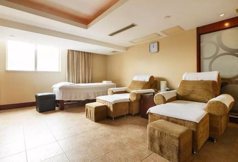 Fotos del hotel Grand Royal:  22