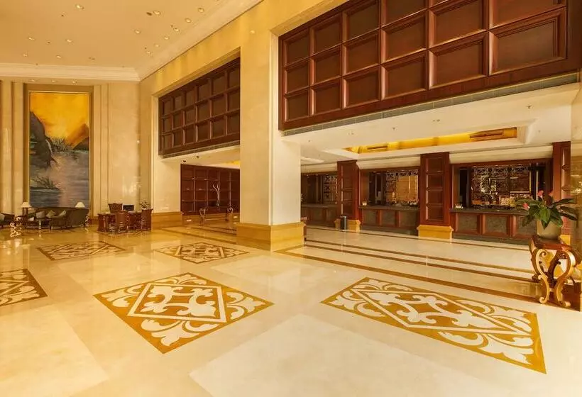 Fotos del hotel Grand Royal:  4