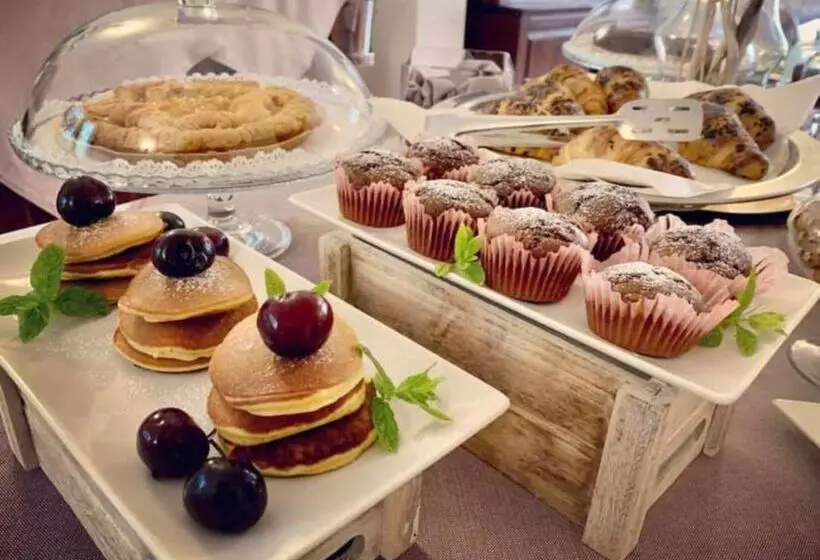 Fotos del hotel Monti Di Mola:  4