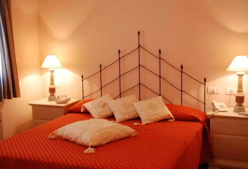 Fotos del hotel Monti Di Mola:  20