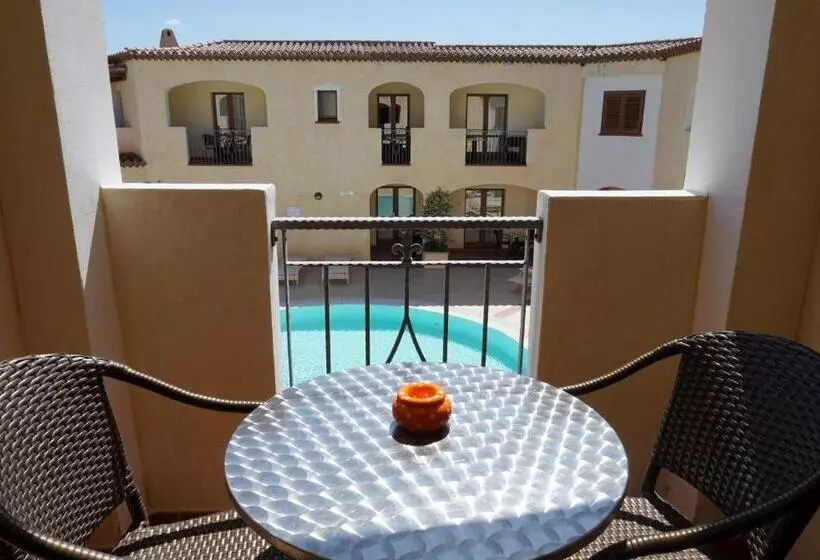 Fotos del hotel Monti Di Mola:  12