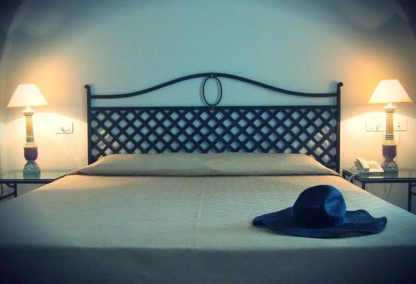 Fotos del hotel Monti Di Mola:  24