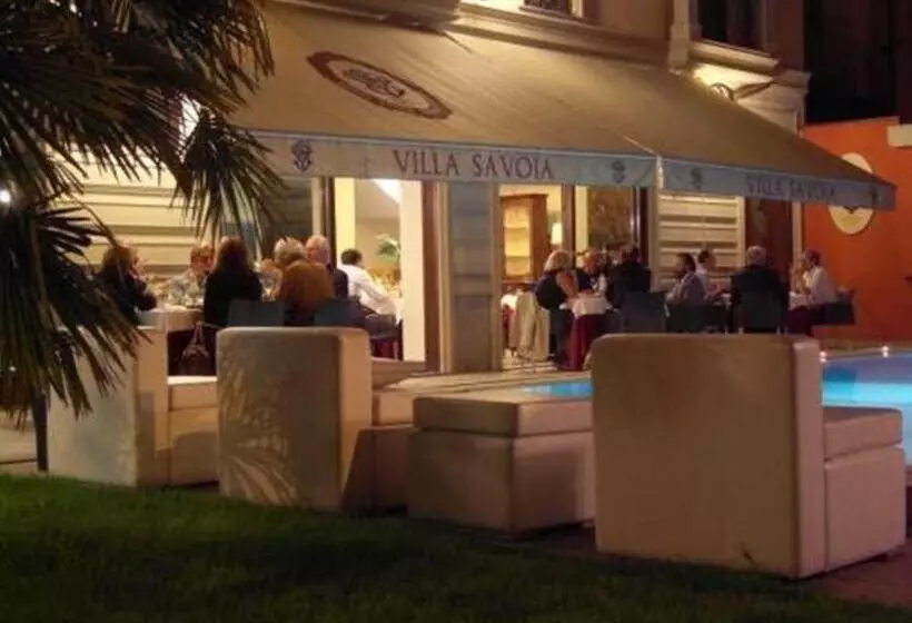 Fotos del hotel Villa Savoia:  3
