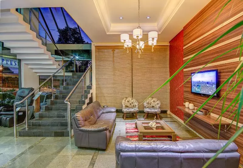 Foz Presidente Comfort