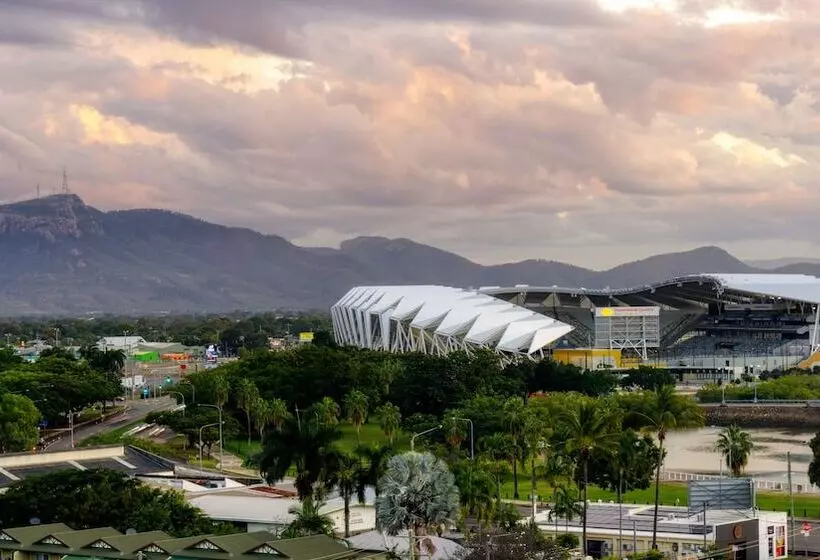 Fotos del hotel The Palmer Collective:  8