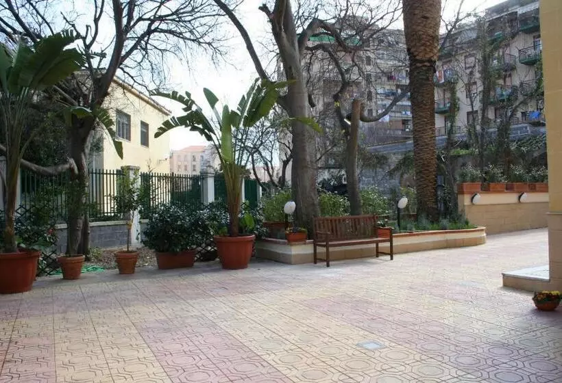 Fotos del hotel D'orleans:  3