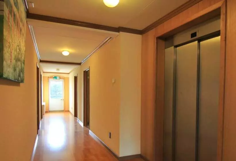 Fotos del hotel Saltos Del Paine:  2