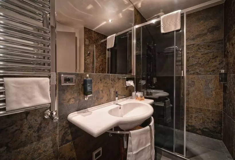 Fotos del hotel Solo Experience:  6