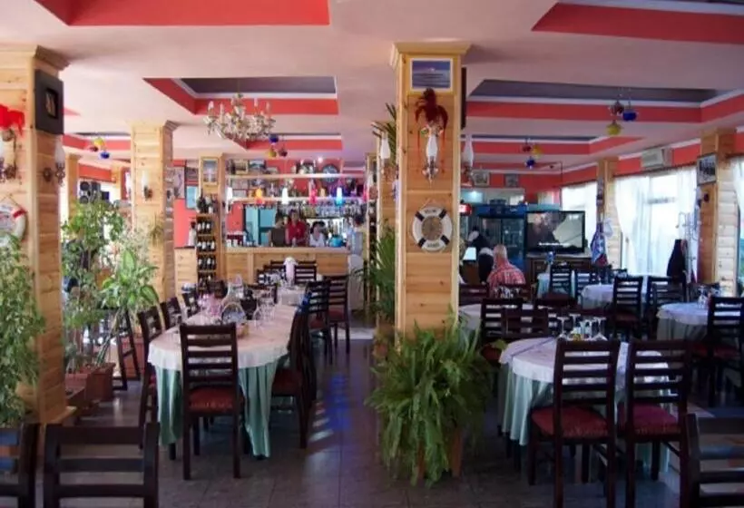 Fotos del hotel Benilva:  3