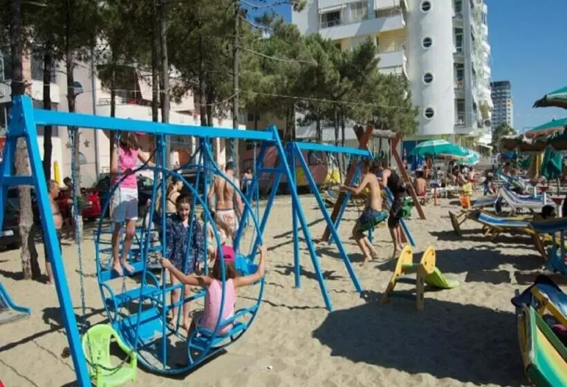 Fotos del hotel Benilva:  15