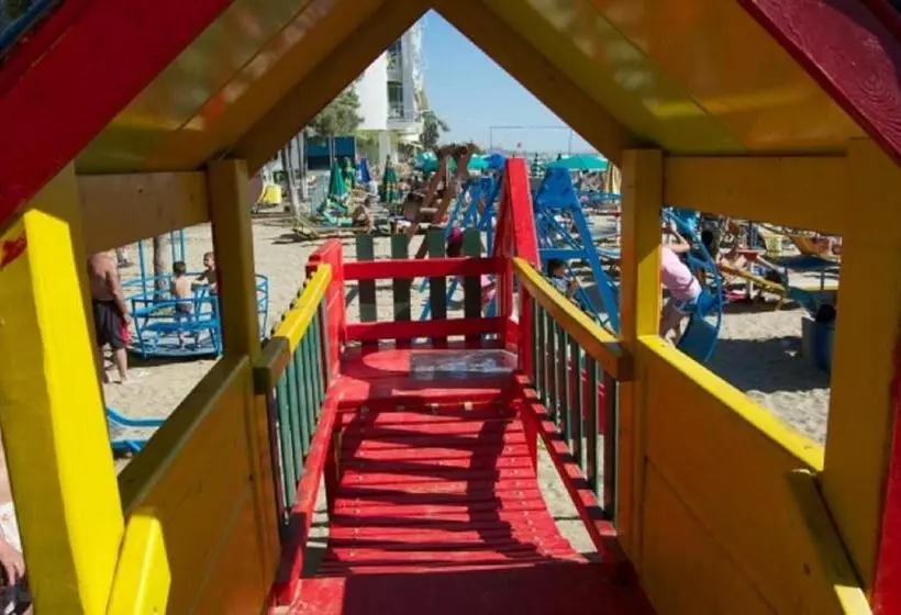 Fotos del hotel Benilva:  18