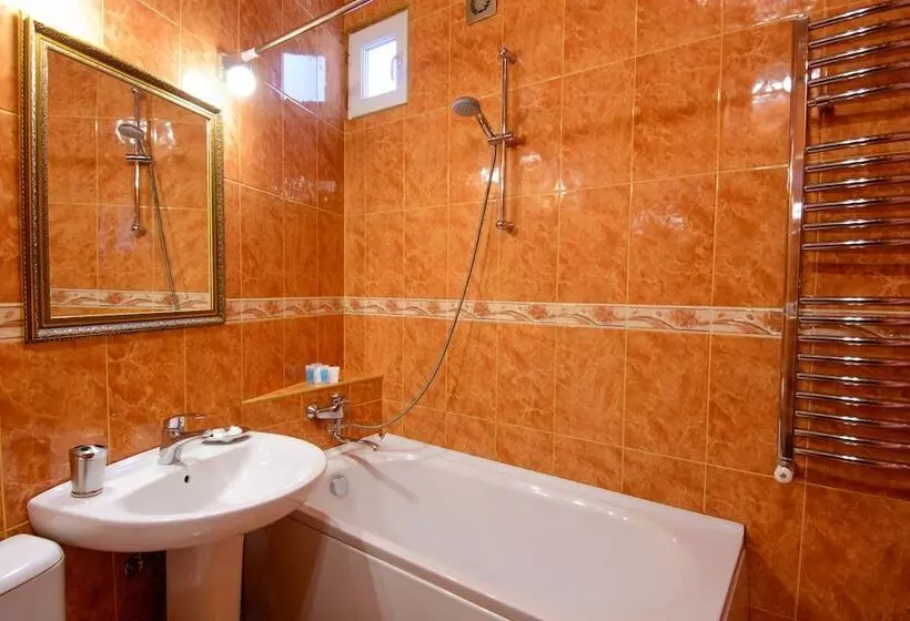 Fotos del hotel Boutique  British House:  4