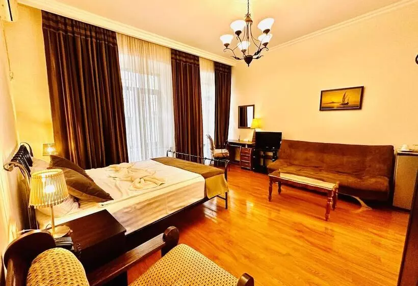 Fotos del hotel Boutique  British House:  12