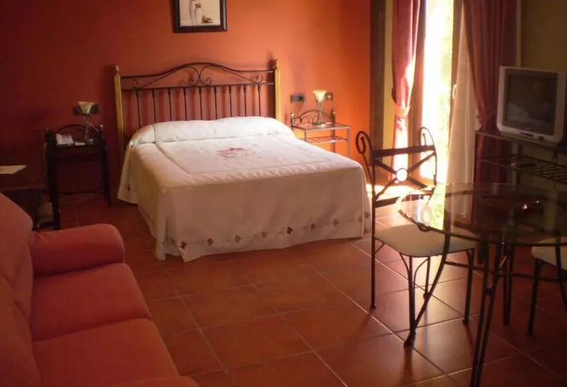 Fotos del hotel Balcón De Los Montes:  1