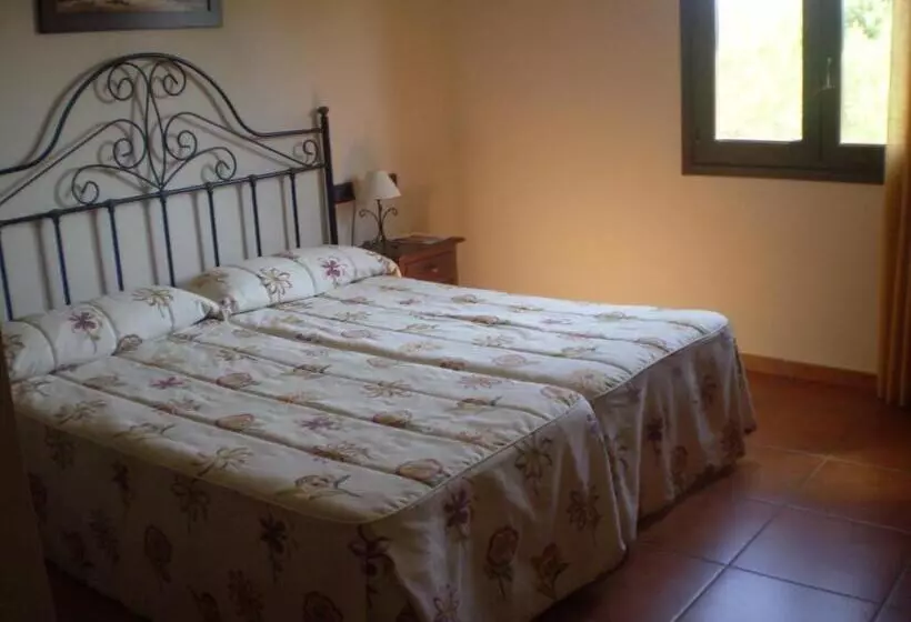 Fotos del hotel Balcón De Los Montes:  10