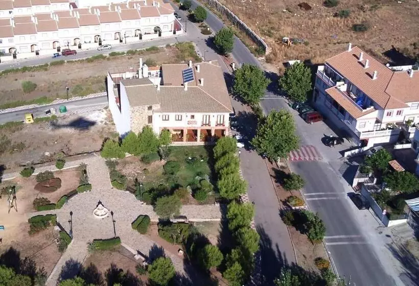 Fotos del hotel Balcón De Los Montes:  5