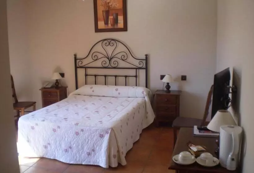 Fotos del hotel Balcón De Los Montes:  6