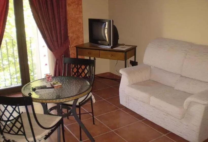 Fotos del hotel Balcón De Los Montes:  25