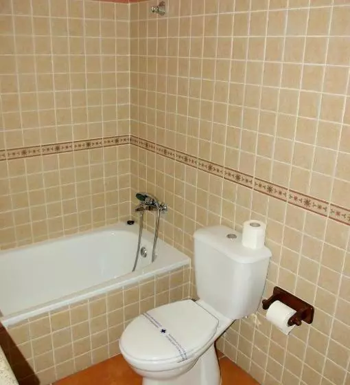 Fotos del hotel Balcón De Los Montes:  4