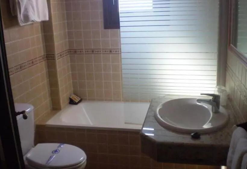 Fotos del hotel Balcón De Los Montes:  16