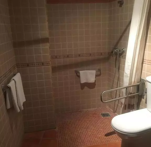 Fotos del hotel Balcón De Los Montes:  12