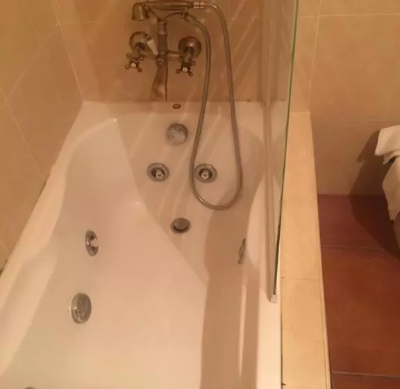 Fotos del hotel Balcón De Los Montes:  22