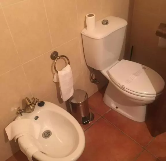 Fotos del hotel Balcón De Los Montes:  20