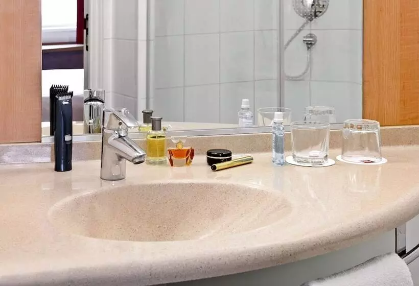 Fotos del hotel Ibis Gyor:  14