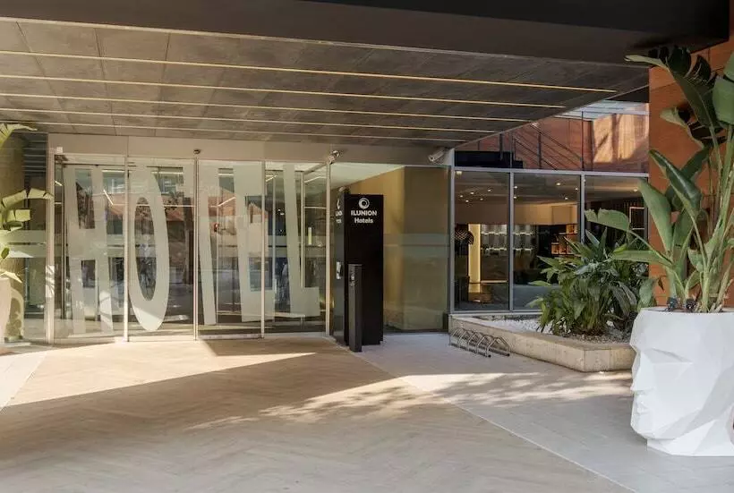 Fotos del hotel Ilunion Barcelona:  13