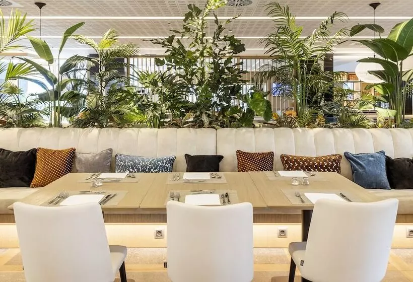 Fotos del hotel Ilunion Barcelona:  9