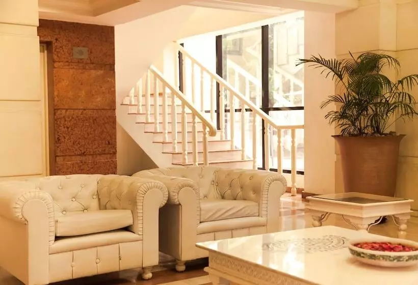 Fotos del hotel Mapple Abhay:  15