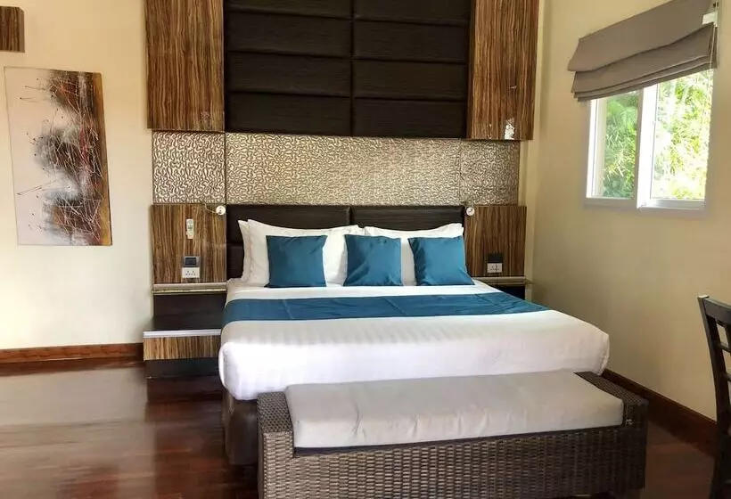 Fotos del hotel Royal Beach Boutique Resort & Spa:  12