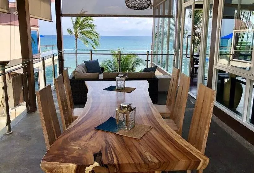 Fotos del hotel Royal Beach Boutique Resort & Spa:  23