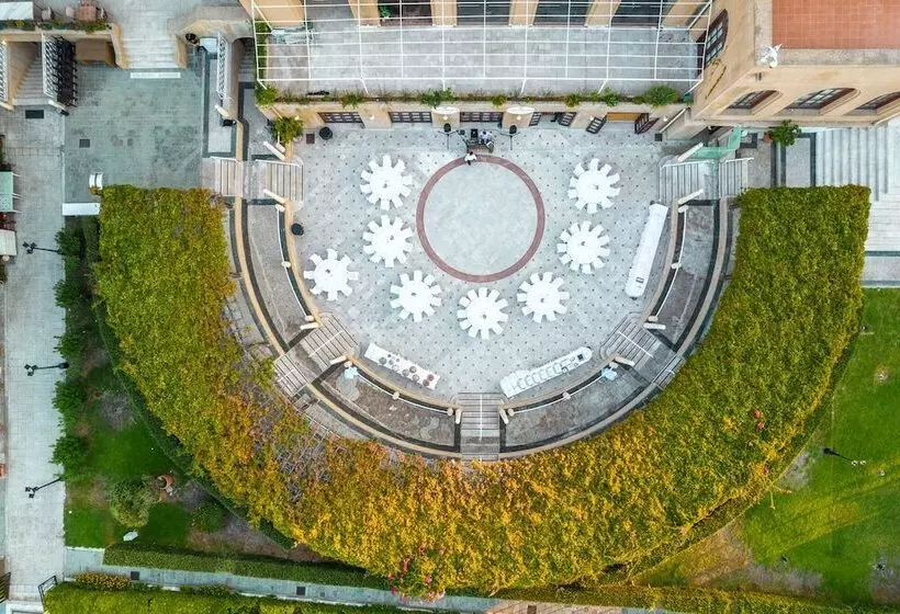 Fotos del hotel Grande Albergo Delle Rose  Casino Rodos:  13