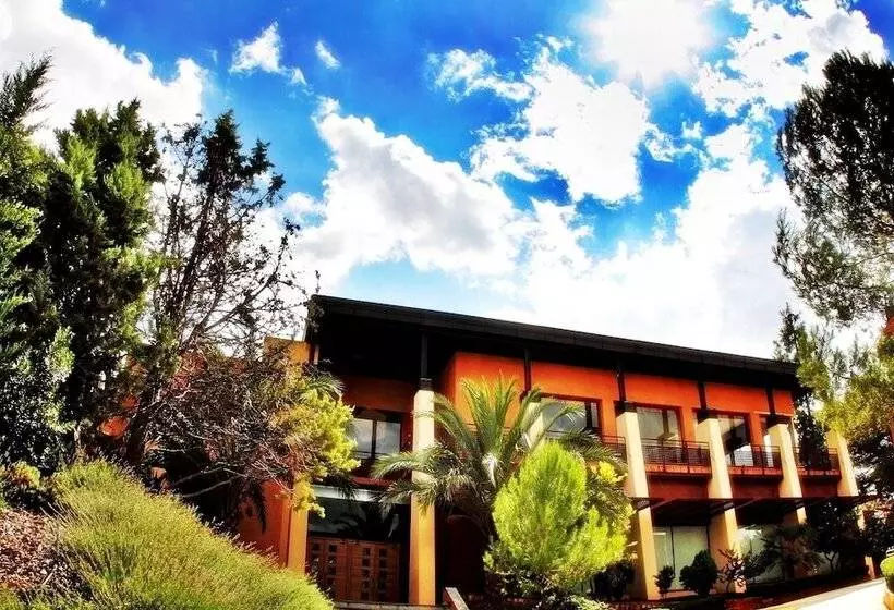 Fotos del hotel Portal Del Caroig:  5