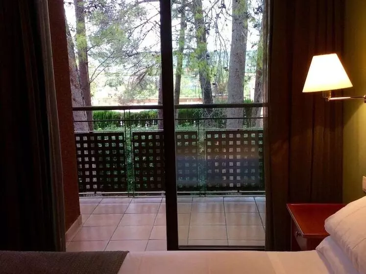 Fotos del hotel Portal Del Caroig:  8