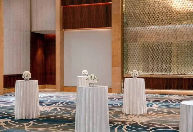 Fotos del hotel Sheraton Grand Shanghai Pudong Hotel & Residences:  22