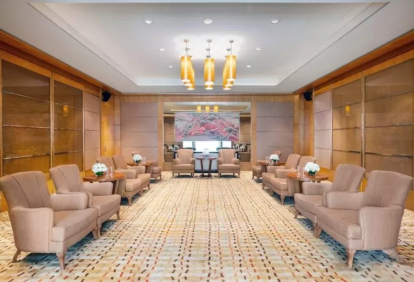Fotos del hotel Sheraton Grand Shanghai Pudong Hotel & Residences:  9