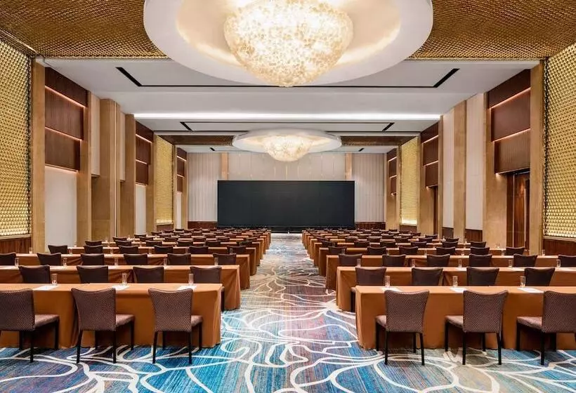 Fotos del hotel Sheraton Grand Shanghai Pudong Hotel & Residences:  5