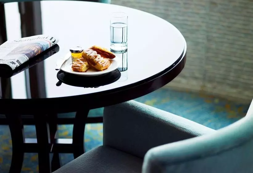 Fotos del hotel Sheraton Grand Shanghai Pudong Hotel & Residences:  6
