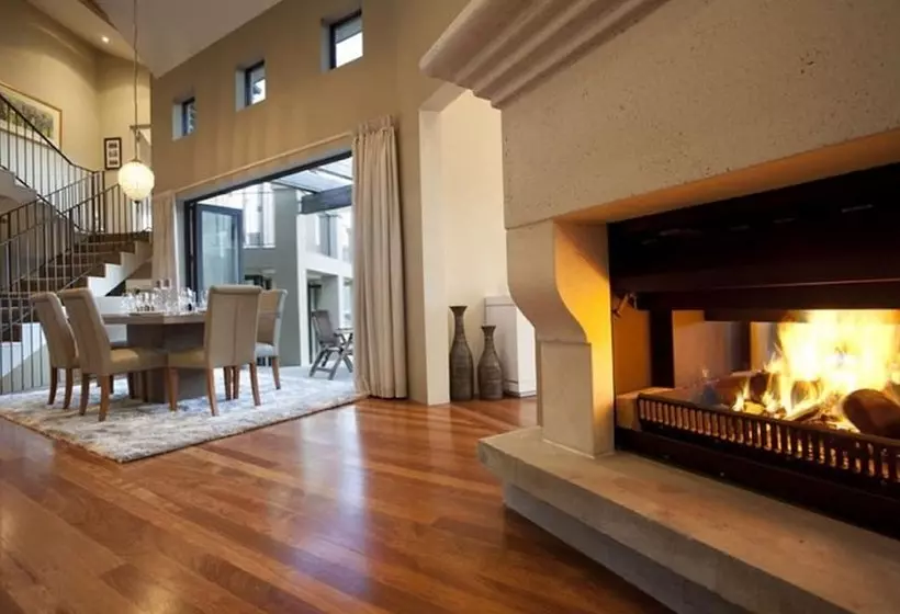 Fotos del hotel Gibbston House:  13