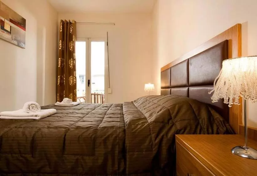 Fotos del hotel Axos:  12