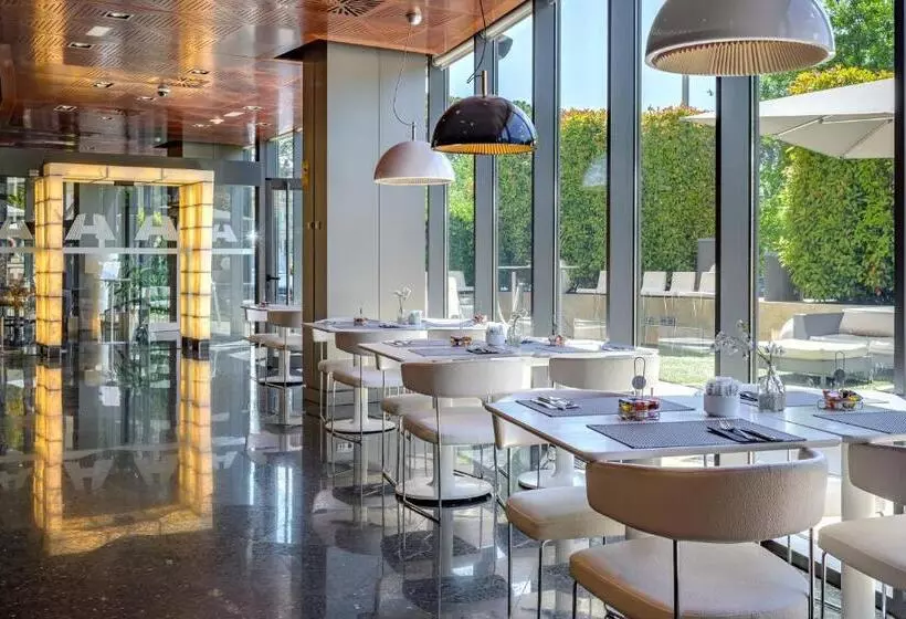 Fotos del hotel Maydrit Airport:  5