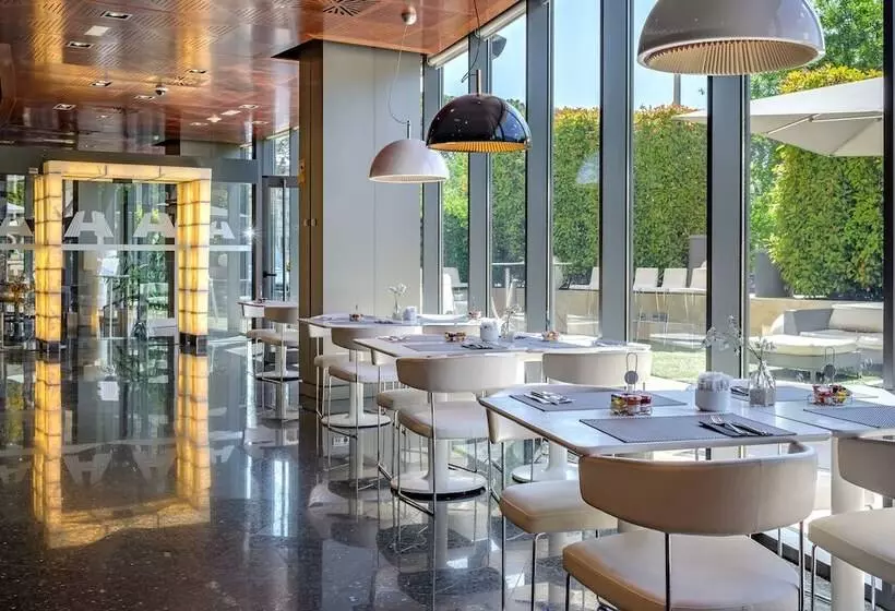 Fotos del hotel Maydrit Airport:  9