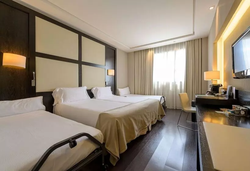 Fotos del hotel Maydrit Airport:  11