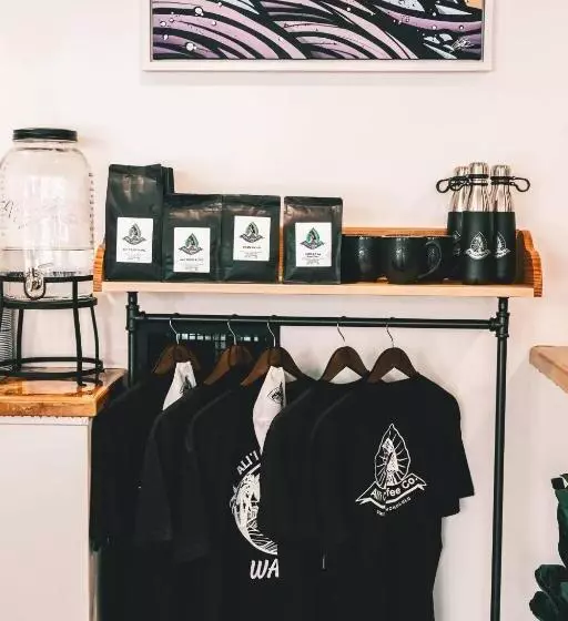 Fotos del hotel Courtyard By Marriott Waikiki Beach:  22