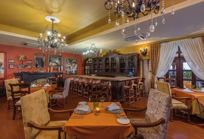 Fotos del hotel Hacienda Encantada Resort & Residences:  9